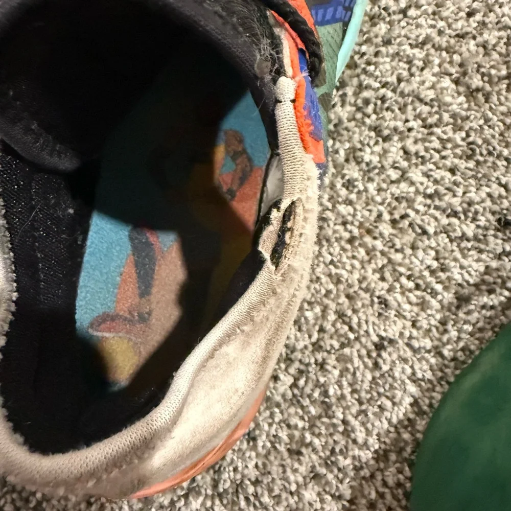 Nike LeBron 18 XVIII low tune squad space jam basketball shoes, youth size 4.5 - Picture 13 of 14